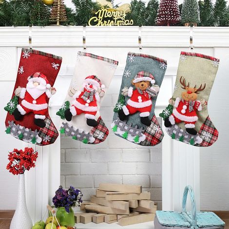 Juego de 4 calcetines navideños de 45 cm con diseños 3D de Papá Noel, muñeco de nieve, reno y oso, ideales para decorar la chimenea. (1/5)