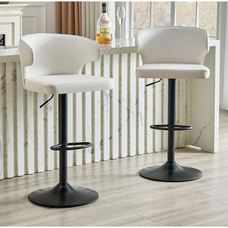 Set di 2 sgabelli da bar regolabili in altezza (85-110 cm), girevoli a 360°, con schienale e poggiapiedi, base in metallo nero, rivestimento in PU bianco (1/5)