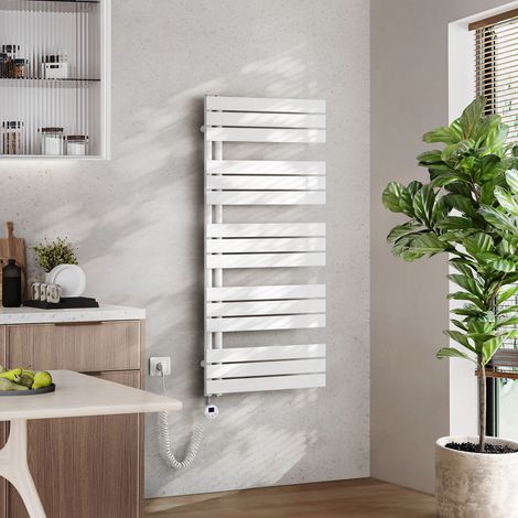 EMKE Elektrischer Badheizkörper mit WiFi 132 x 60 cm Weiß 800 W Handtuchheizkörper, Smart Home, Flachrohr 24/7 Timer & Alexa kompatibel (1/5)
