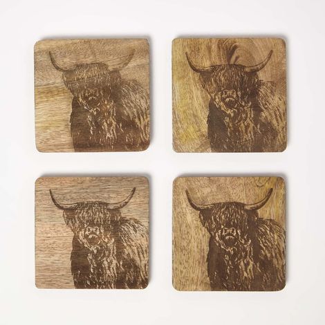 HOMESCAPES Wooden Coaster Set with Highland Cow Design, Set of 4
