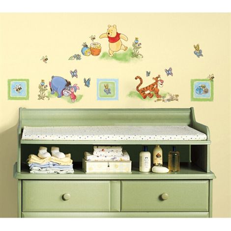 41 Stickers Papillon Winnie l'Ourson Disney 4 planches de 25x45 cm