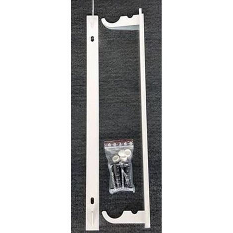 Un set di staffe a forma di striscia per un radiatore in alluminio con una distanza di sospensione di 500 mm ONNLINE