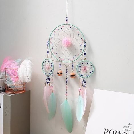 Attrape-rêves Décoration Maison Mural Ornement Suspendue Fait Main Capteur de Rêves Plume pour Amis Cadeau d'Anniversaire Noël Fêtes