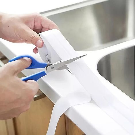 Langlebiger, selbstklebender, schimmelresistenter weißer Dichtungsstreifen, geeignet für Toilettenecken (1/5)