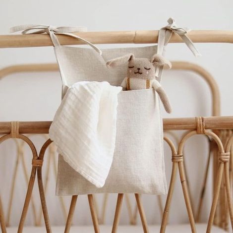 Borsa portaoggetti per la cameretta, organizer per culla, soluzione di stoccaggio sospesa per pannolini e giocattoli, bianca (1/5)