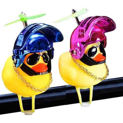 Ornamenti per auto a forma di anatra in gomma, 2 decorazioni gialle a forma di anatra per il cruscotto dell'auto, campanello per bicicletta a forma di anatra comprimibile con casco a elica (1/5)
