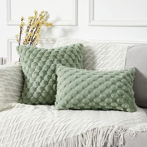 Set Decorative Faux Fur Boho Style Cushion Covers in Shape for Living Room Home Decor Sofa Bed Sage Green 45 x 45 cm (1/3)