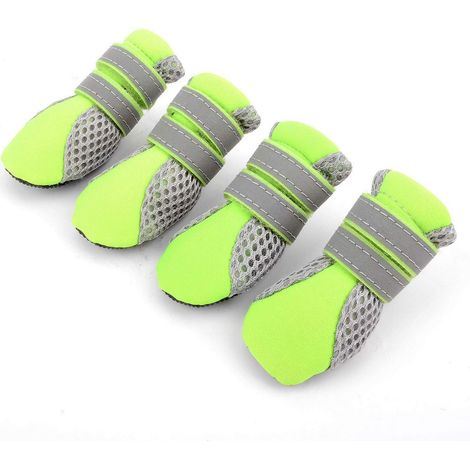 Atmungsaktive Sommerstiefel aus weichem Mesh für Welpen und kleine Hunde mit Pfotenschutz, verstellbarem, reflektierendem Sicherheitsriemen und robuster, rutschfester Sohle – ideal zum Spazierengehen 