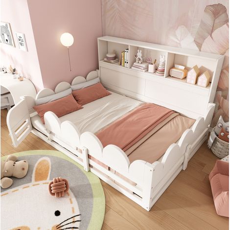 Cama infantil de suelo 140x190 cm blanca de madera con barrera, puerta y estantería (1/5)