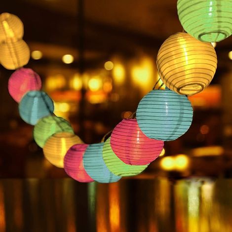 Guirlande Solaire Exterieur Led Lanterne, 6.5m 4 Couleurs 8 Modes 30 Ampoules Guirlande Guinguette Lumineuse Avec Télécommande, Lampe Decorative Pour Jardin, Terrasse, Balcon, Soirée, Fête (1/4)
