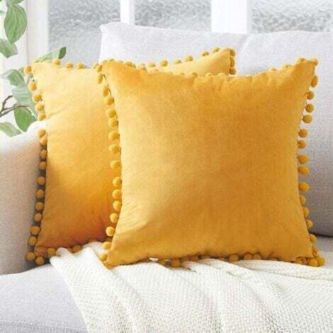 Housse Coussin 45x45 cm Jaune Moutarde Decoration Salon Maison Scandinave Lot de 2 Protege Oreiller Velours Doux Double Face Rectangulaire à Couleur Uni pour Coussin Fauteuil Bureau (1/4)