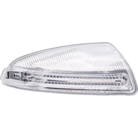 Right-hand outer indicator for Mercedes C-Class W204 (2008–2015) wing mirror – part number A204 820 0821, original part