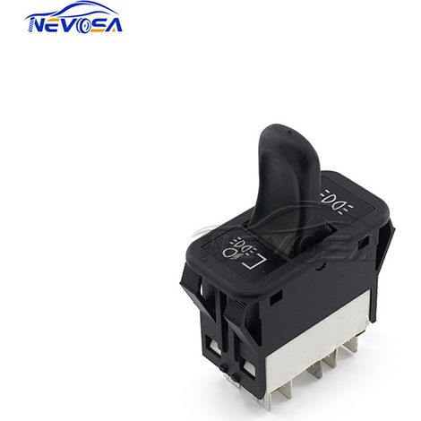 Headlight control switch A0630769010 for Freightliner Columbia cars manufactured between 2001 and 2011 (1/4)