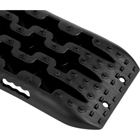 Une paire de plaques de traction pour véhicules tout-terrain (noires) - disponibles exclusivement dans les entrepôts à l'étranger. (1/5)
