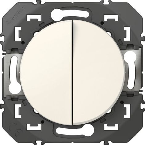 Legrand – Double interrupteur étanche composable – Connexion rapide sans outil – Indice de protection IP21 – Résistance aux chocs IK04