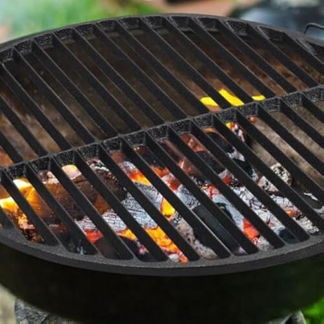 La grille ronde en fonte assure une répartition uniforme de la chaleur lors de la cuisson pour différents types de barbecues (12 cm). (1/3)