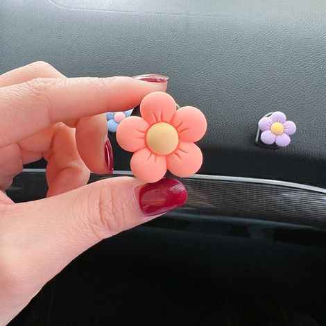 6 Fleurs Clips Bouche Aération Voiture, Parfum Auto Aromathérapie Fleurie, Décorations Évent Grille Ventilateur, Adorables Accessoires Intérieur (1/5)