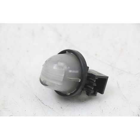 [PRODUIT D'OCCASION] ECLAIRAGE DE PLAQUE SUZUKI BURGMAN 125 2018 - 2021 (1/4)