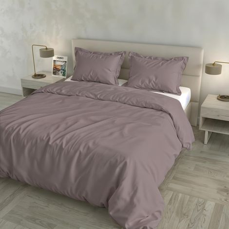 Parure de Housse de Couette en Satin de Coton 100%, fabriquée en Italie – Housse 255×200 cm avec Double Rabat de 50 cm, 2 taies d’Oreiller 52×82 cm avec 4 Volants, uni – Vieux Rose (1/5)