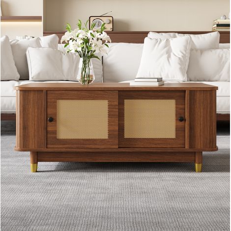 Table basse 100x50x42 cm noyer en MDF avec portes coulissantes en rotin et rangements (1/5)
