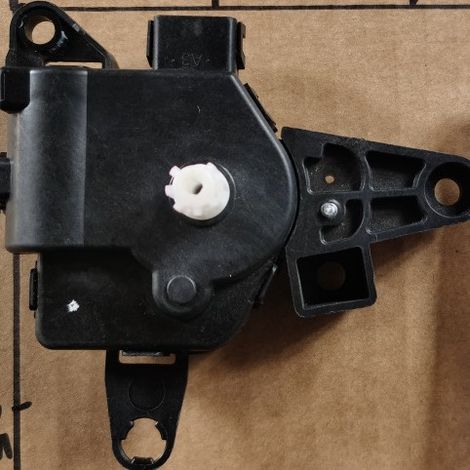 97159F2010 is suitable for temperature actuator motor assemblies in Kia Hyundai Elantra. (1/4)