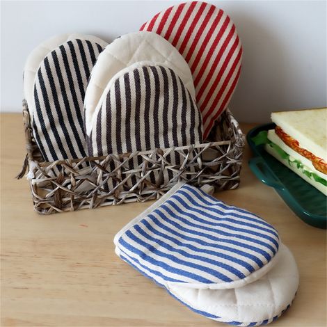 Gant De Cuisiniere - Gant Anti-chaleur En Coton - Pour Four Et Micro-ondes - 18 X 14 Cm - 1 Piece (1/5)