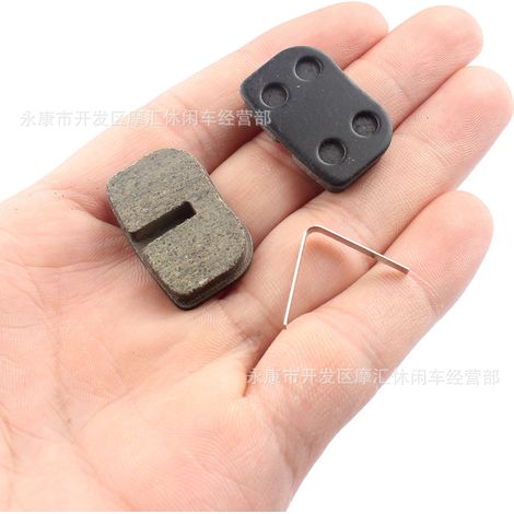 Mini Motorcycle 49CC Two-Stroke MAT1 MAT2 Ct100u Brake Pads Friction Pads Disc Brake Pads Spring Clips
