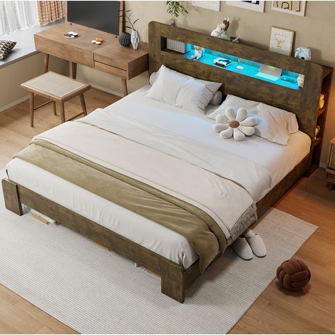 Letto matrimoniale 180x200 cm effetto legno vintage in legno con testiera contenitore, LED e prese (1/5)