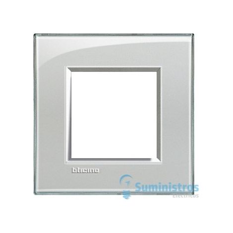 Placa cuadrada de 2 módulos Livinglight BTILNA4802KG