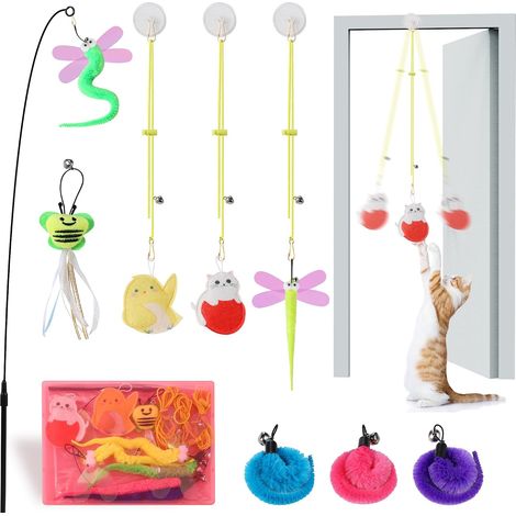 Jouets suspendus pour chats d'intérieur  8 recharges de jouets assorties, 3 jouets suspendus et 1 baguette interactive adaptés aux chats d'intérieur (1/5)