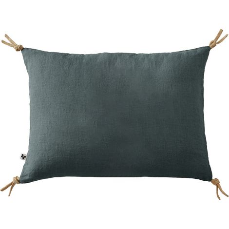 Coussin 40 x 60 cm en lin lavé bleu avec 4 nouettes en jute - LUISA (1/5)