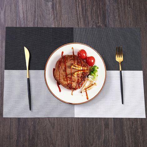 Tischset aus PVC im europäischen Stil, hitzebeständig und wasserdicht, ideal für Zuhause und Restaurants. (1/5)