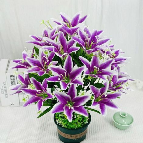 Künstliche Blumendekoration – Eleganter Strauß lila Lilien für Tischdekorationen, Partys und Gärten – Leicht zu reinigende Kunststoffblumen (Vase nicht enthalten) (1/5)