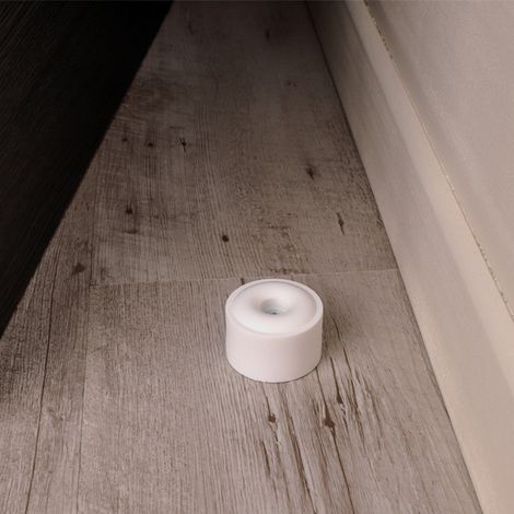 Ouvre&Déco – Butée de porte ronde en caoutchouc blanc 40mm – Fixation par vis à bois – Accessoires inclus – Pour protection murale élégante (1/2)