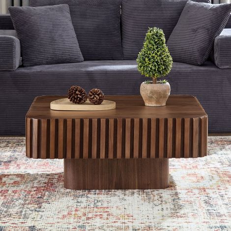 Table basse carrée en MDF couleur noyer, 80 x 80 x 35 cm, avec un piètement en bois massif travaillé à la main et rainuré. Table basse moderne et minimaliste pour le salon. (1/5)