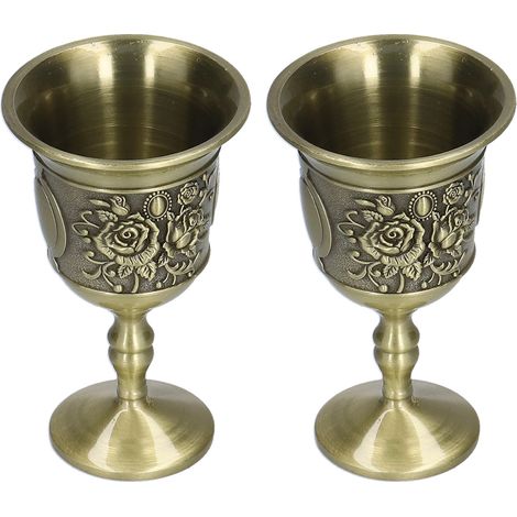 Coffret cadeau de 2 verres à pied en métal de style rétro, ornés d'un motif chrysanthème exquis. (1/5)