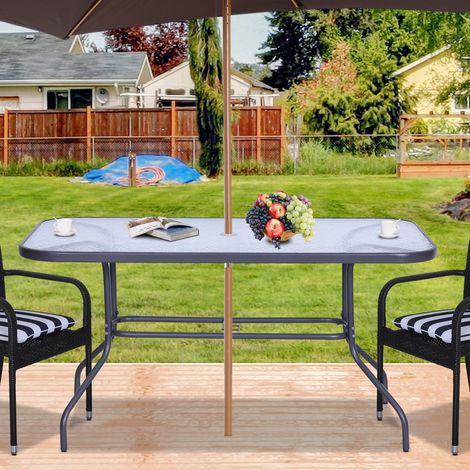 Rechteckiger Gartentisch von Outsunny, Maße 140 x 80 x 70 cm (L x B x H), epoxidbeschichtetes Metall, grau, Tischplatte aus gehärtetem Glas
