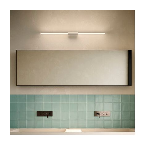 Brilliant Lampada da Parete o Soffitto a LED, Design Lineare in Cromo Lucido, Diffusore Cilindrico in Policarbonato, Altezza 126.2 cm, 12W, IP20