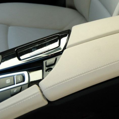 51169216855 fits the center console storage trim of BMW 5 Series (F10, F11, F18) from 2010 to 2017. (1/5)
