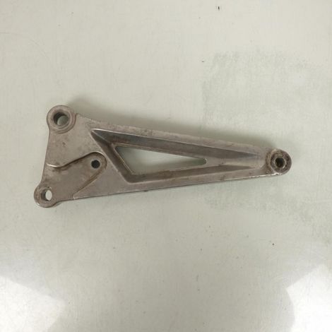 [PRODUIT D'OCCASION] Platine de repose pied gauche origine pour moto Honda 125 CB T (1/2)