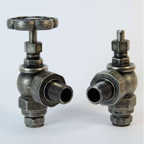 West Rosa Traditional Manual Radiator Valve and Lockshield Angled - Pewter (1/5)