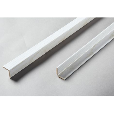 CENTRALE BRICO Angle intérieur / extérieur pour lambris revêtu 2.2 x 2.2 cm, l. 2.6 m (1/2)