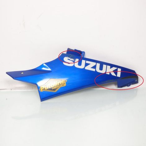 [PRODUIT D'OCCASION] Sabot bas de caisse droit origine pour moto Suzuki 1000 GSXR (1/4)
