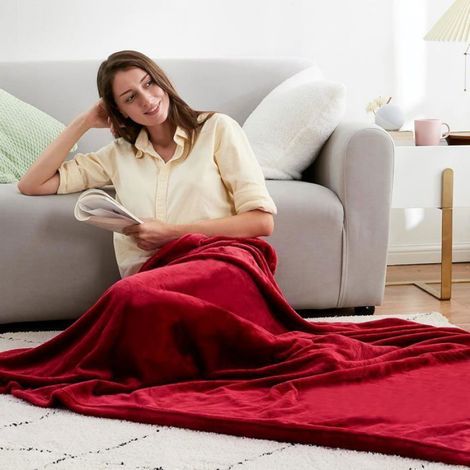Plaid Polaire Doux 150x200 cm - Couverture Canapé Lit Une Personne Chaud Hiver Flanelle Lavable Rouge (1/5)