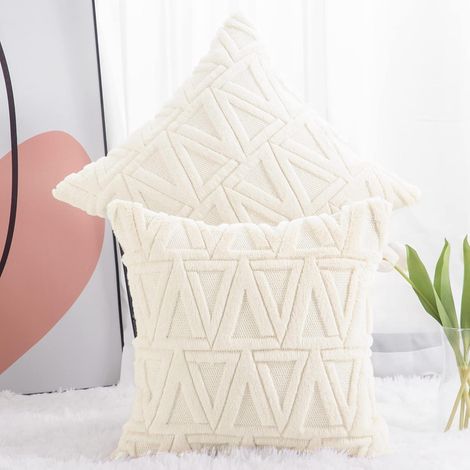 2 pcs Soft Plush Woolen Short Velvet Decorative Cushion Covers Luxury Style for Sofa Bedroom Beige 35 x 35 cm (1/5)