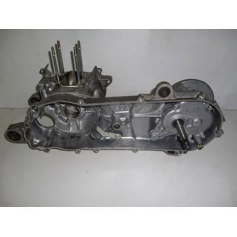 [PRODUIT D'OCCASION] Carter moteur origine pour scooter Suzuki 50 CP A120-127467 (1/2)