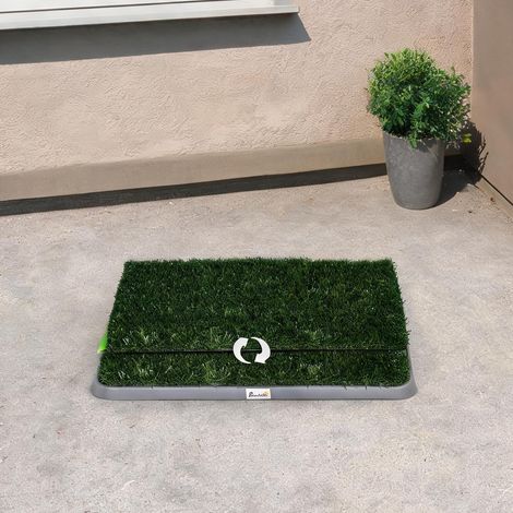 Toilettes pour chien en plastique avec deux tapis en gazon (1/5)