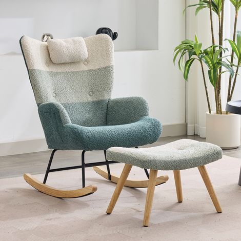 Fauteuil à bascule en tissu bouclé, motif rayures patchwork multicolores, piètement bois d'hévéa, armature fer injecté, siège cosy salon ou chambre, avec pouf assorti (1/5)