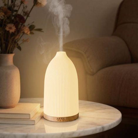 Diffuseur Huiles Essentielles 100ml, Diffuseur de Parfum Électrique 8 LED, Humidificateur d’Air Chambre Ultrasonique sans BPA (1/5)