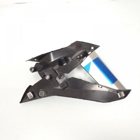 [GEBRAUCHT] [GEBRAUCHTWAREN] Original rechte Verkleidung für Motorrad Suzuki (1/2)